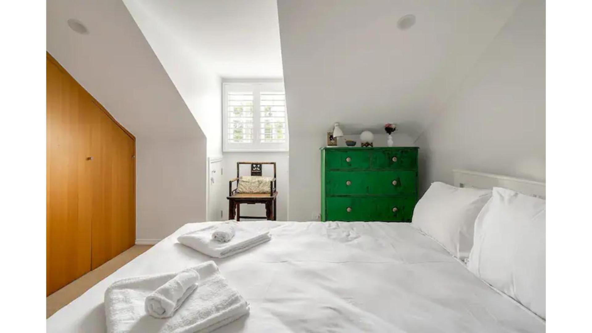 Terrace House In Erskineville Apartment